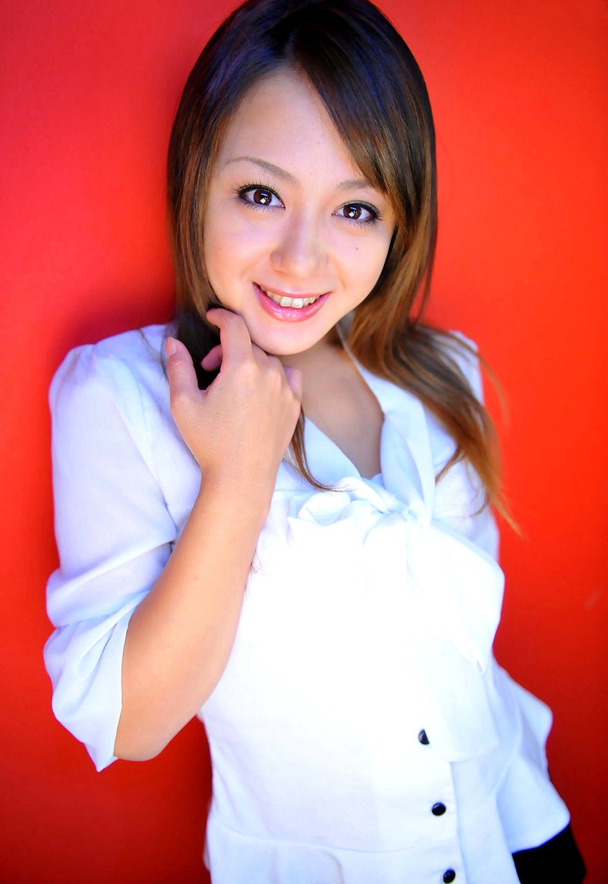 Rui Natsukawa Squirt