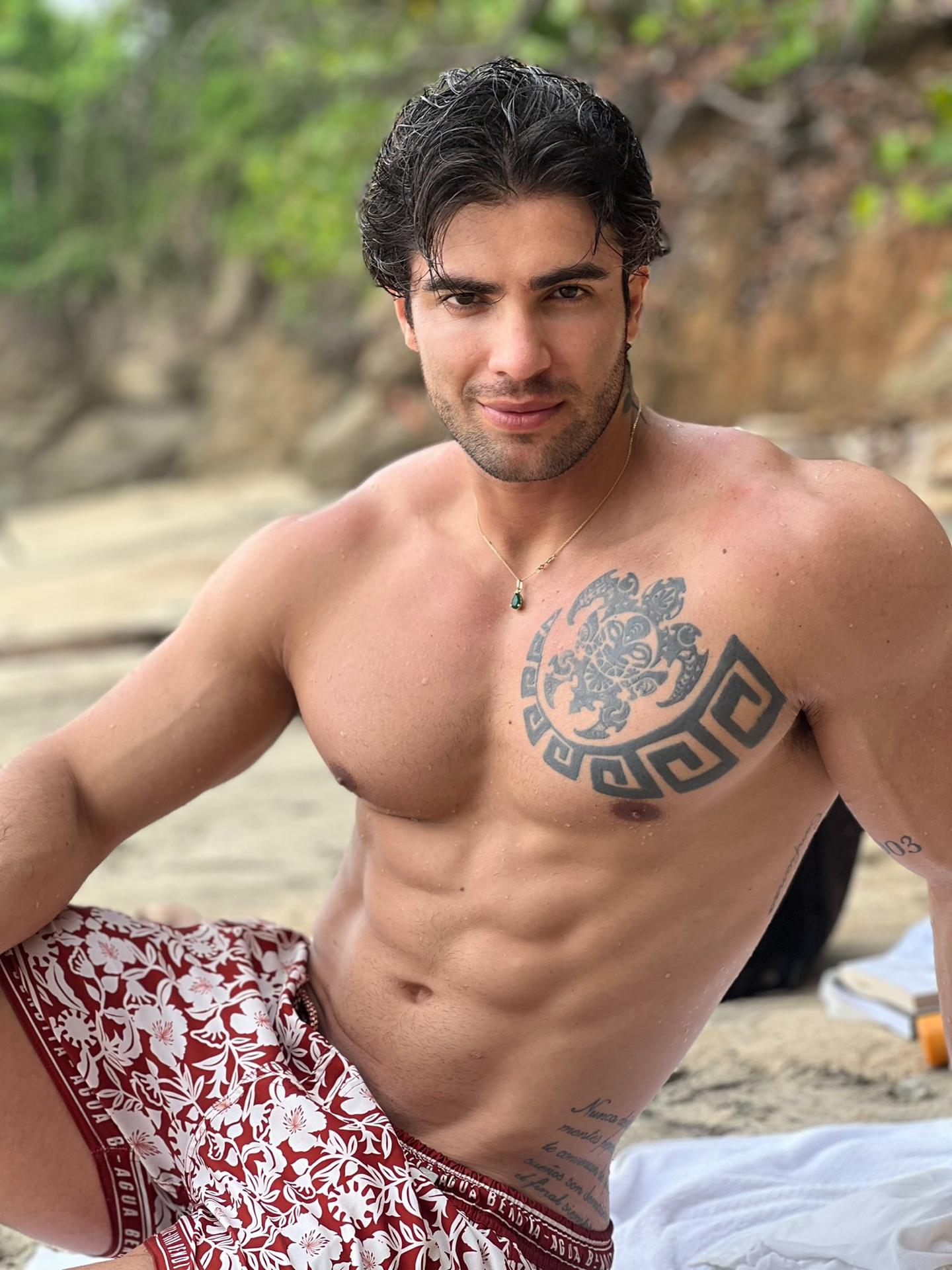 Daniel Montoya Anulingus