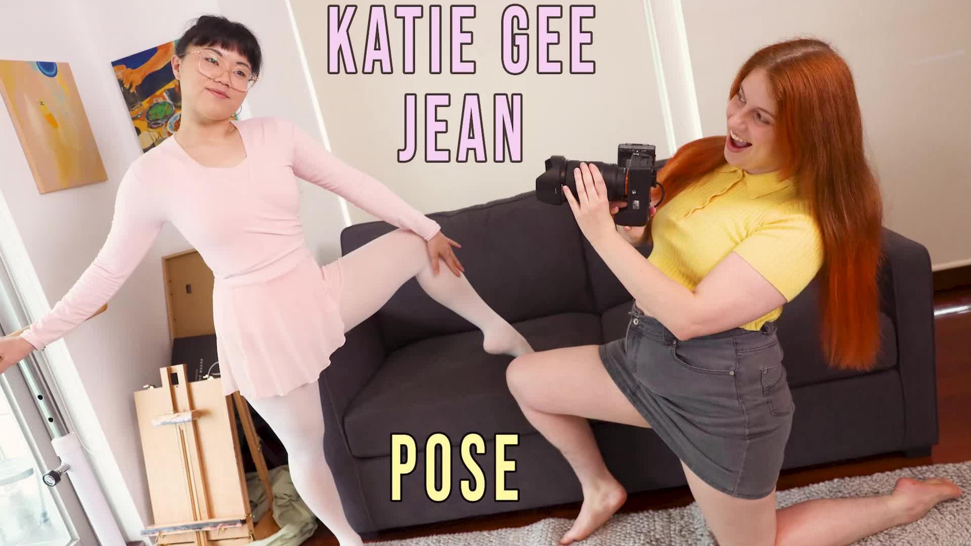 Jean & Katie Gee - Pose