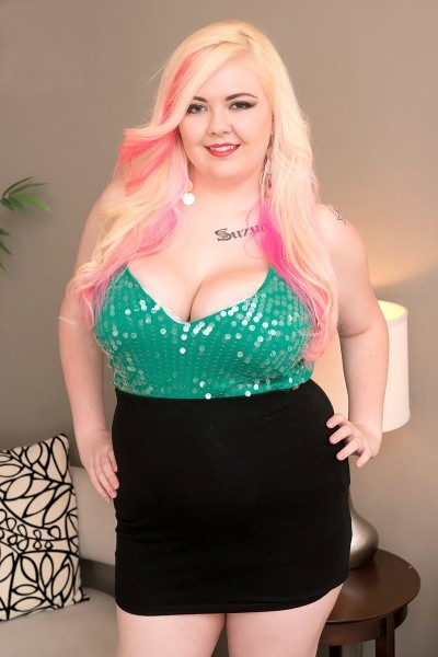 Suzumi Wilder Facial