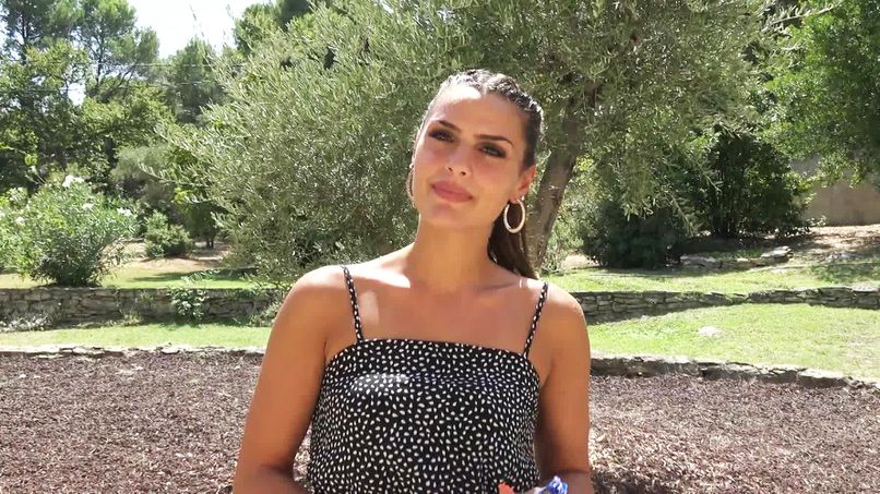 Claudia, 23, young and (very) pretty law student in Bordeaux!
