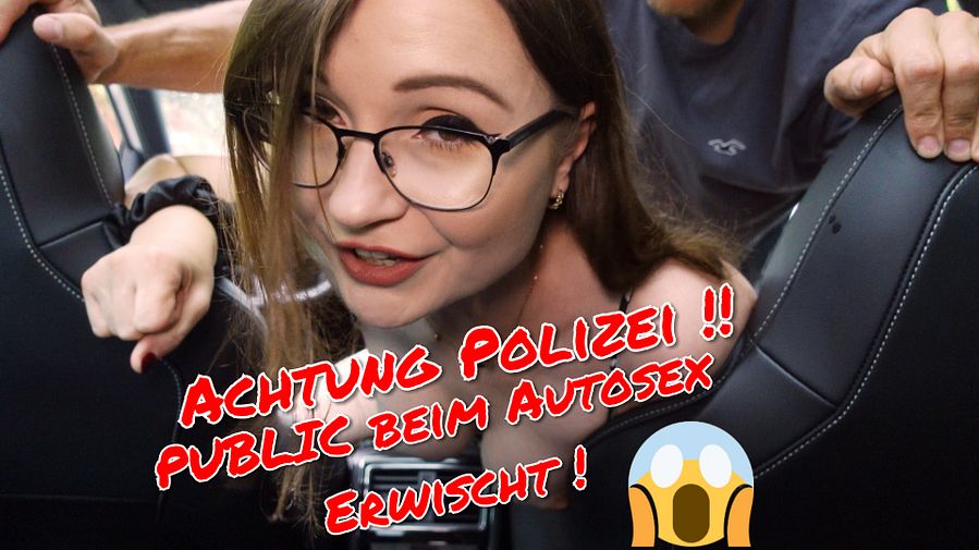Attention Police!! Public caught having sex in car
