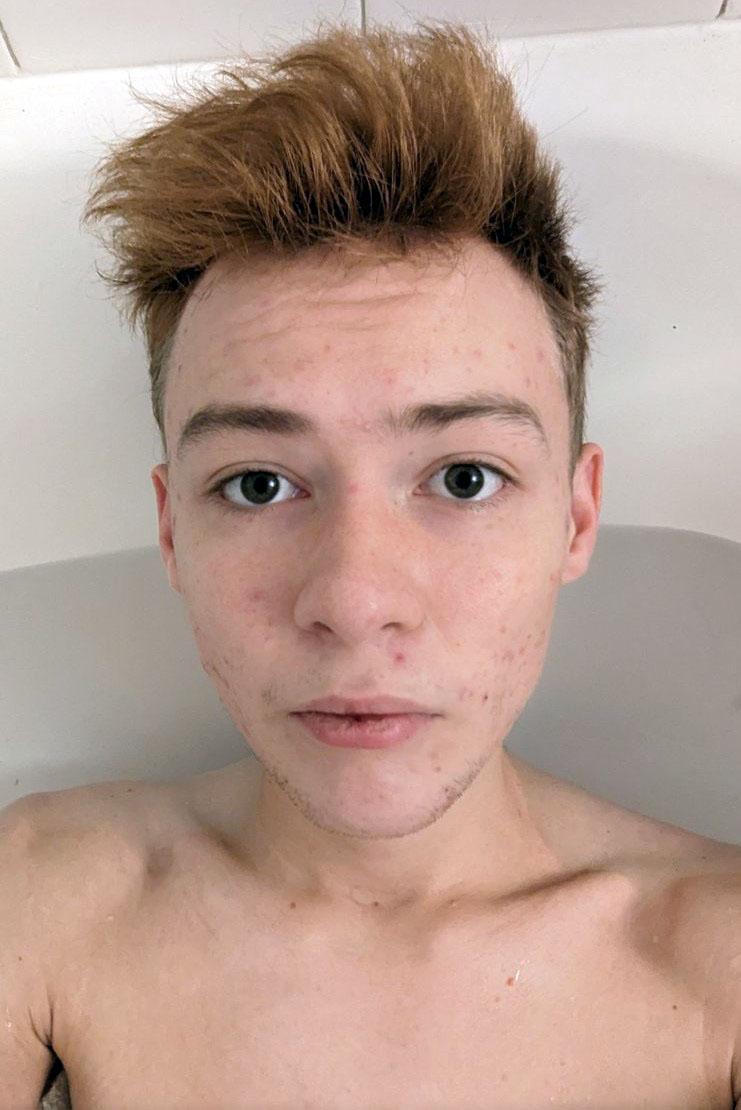 Photo HD Ezra Tanner - 1