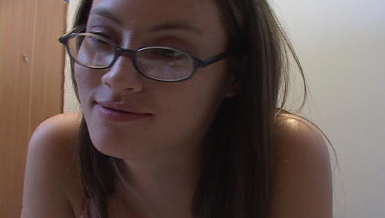 Co-ed Jassie fucking in the classroom with her petite