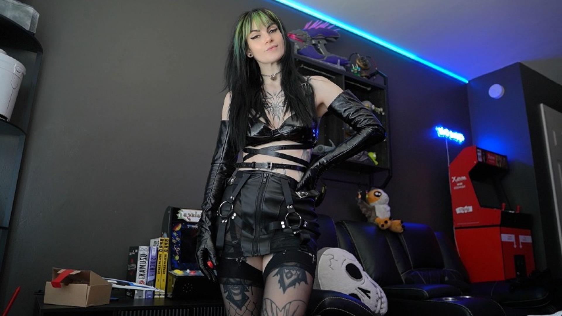Cucked By a Goddess