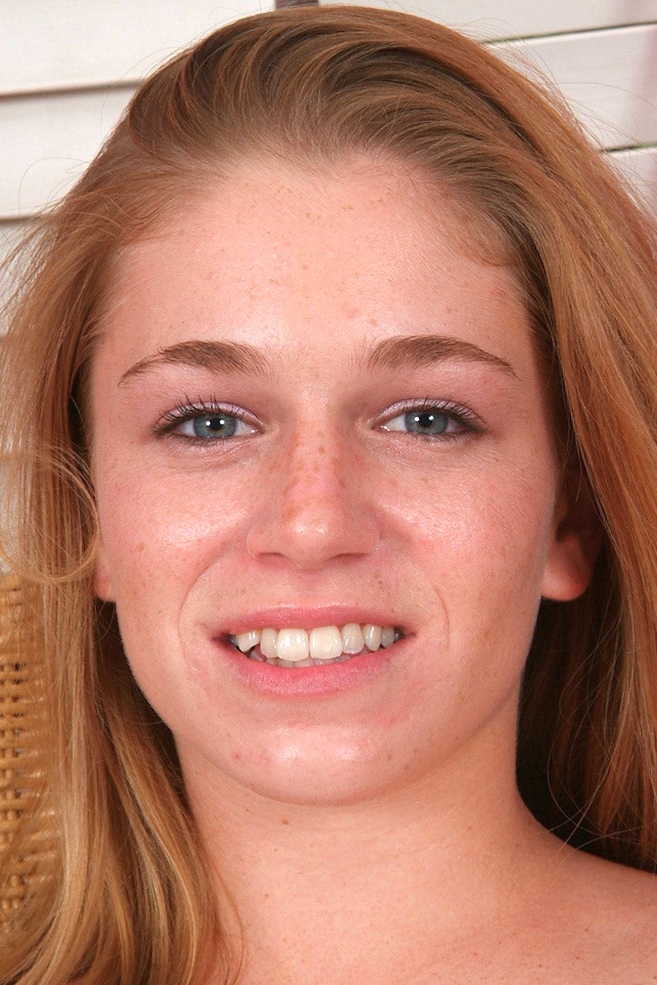 Photo HD Courtney Brooks - 3