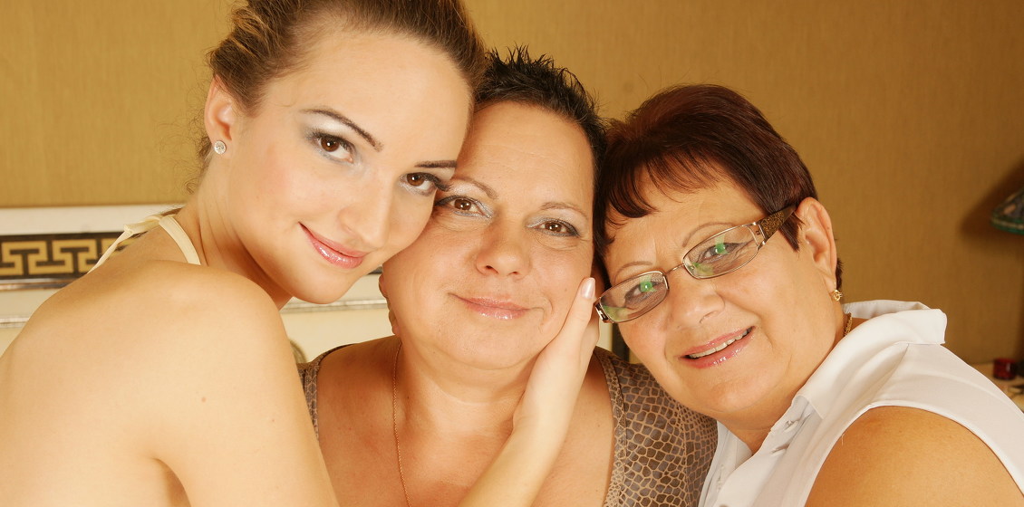 Horny old and young lesbians playing with eachother