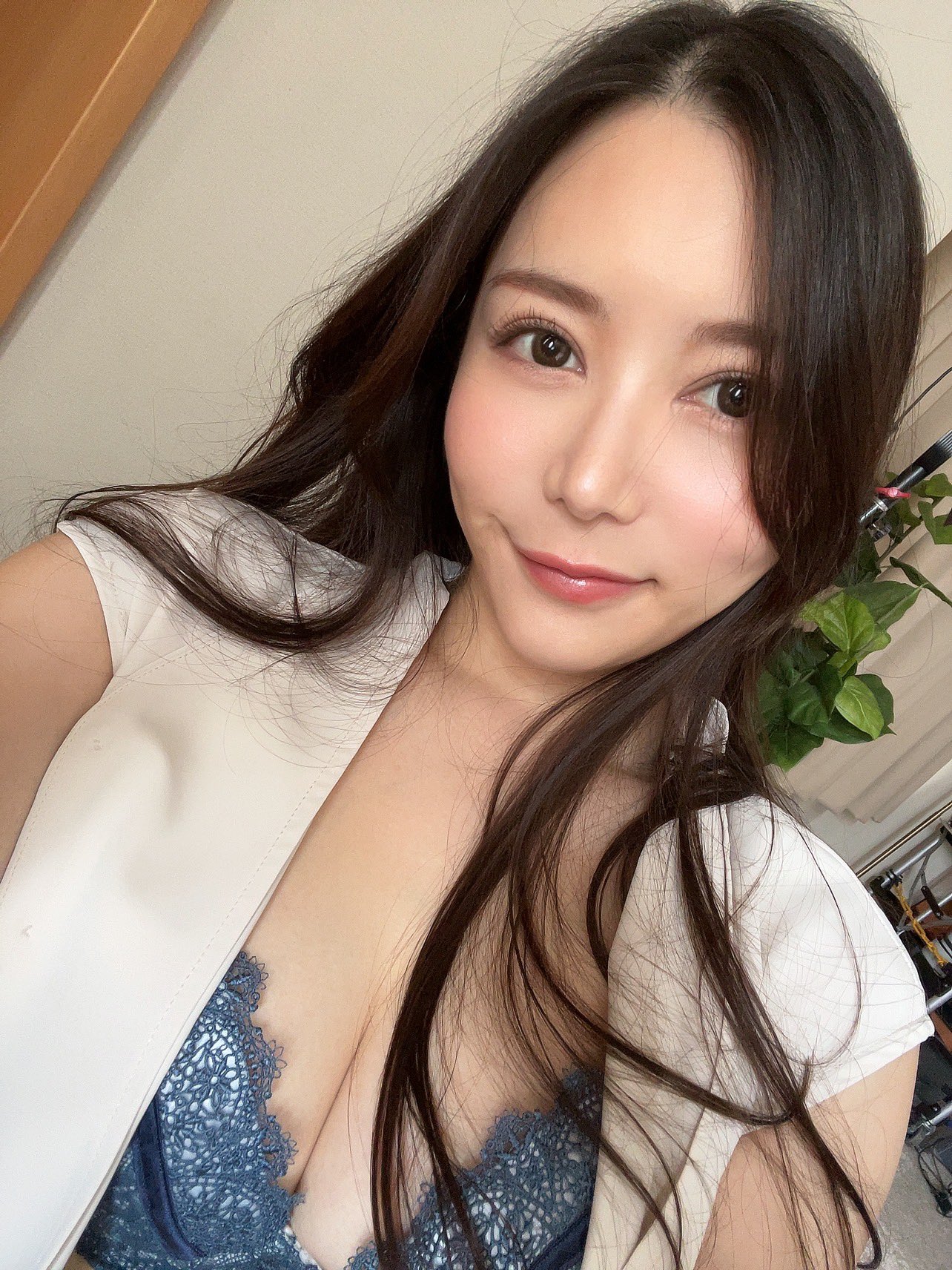 Photo HD Miu Shiromine - 4