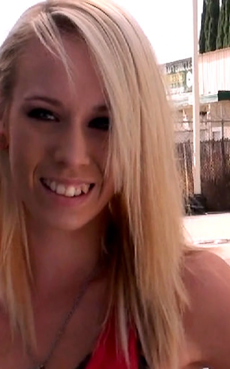 Brandi Blunt Fessée