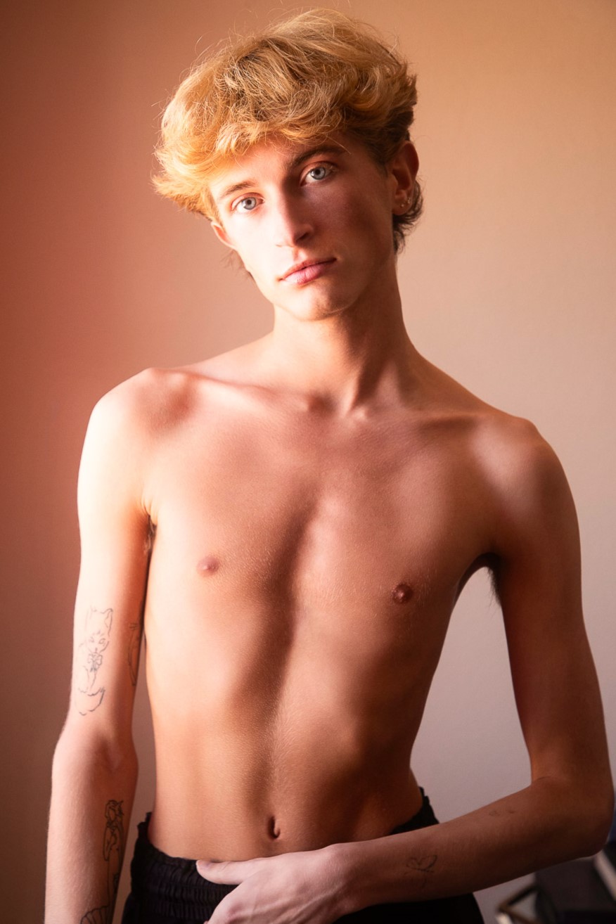 Tyler Moore Anulingus