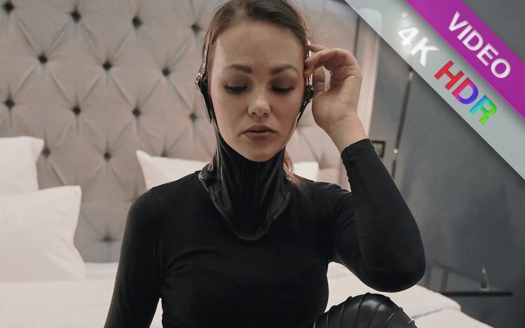 #353 Leather girl hotel shoot