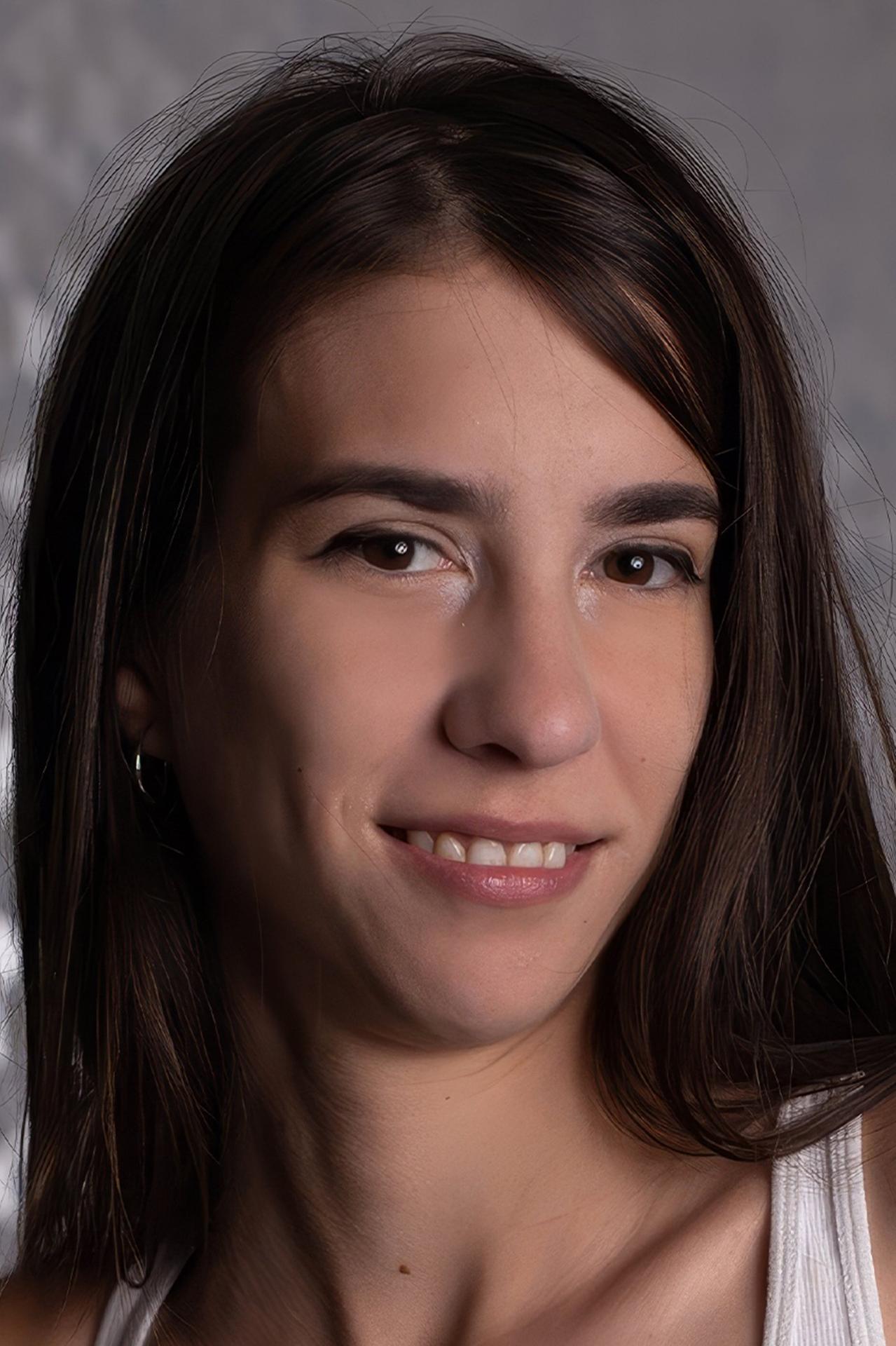 Rhea Radford Fessée