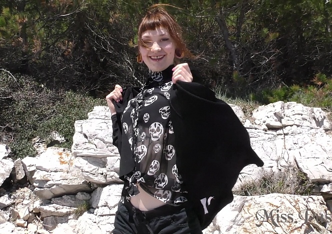 Fun In The Sun Dildoing And Pussy Licking On Public Croatia Beach Miss Pussycat With Suicide Girl