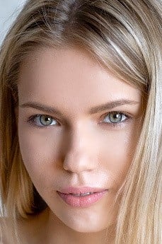 Photo HD Samara White - 1