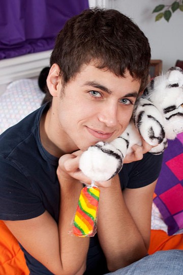 Lucas Sky Masturbation