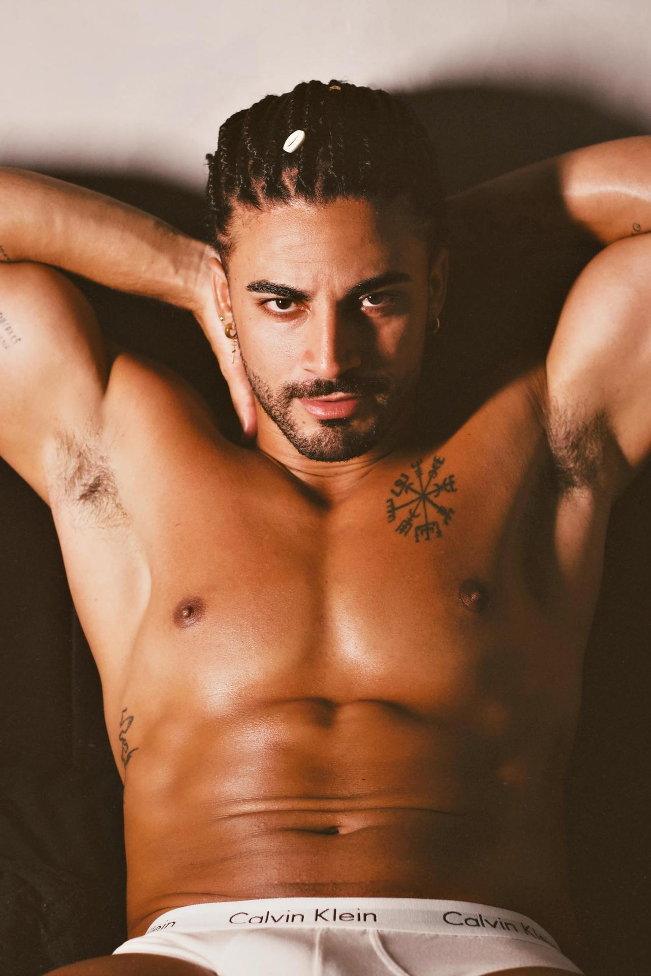 Photo HD Hiuri Cruz - 3