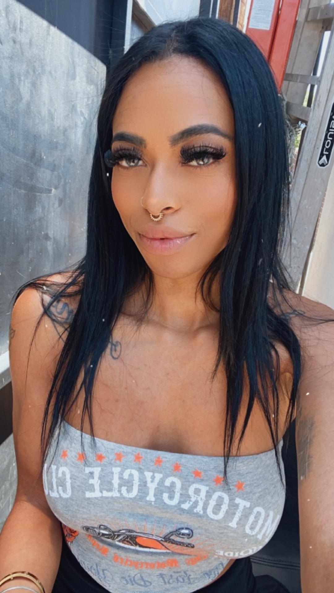 Ava Valentina Anulingus