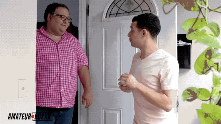 Uber Driver Mesmerizes Hot Milf & Cuckolds Her Hubby