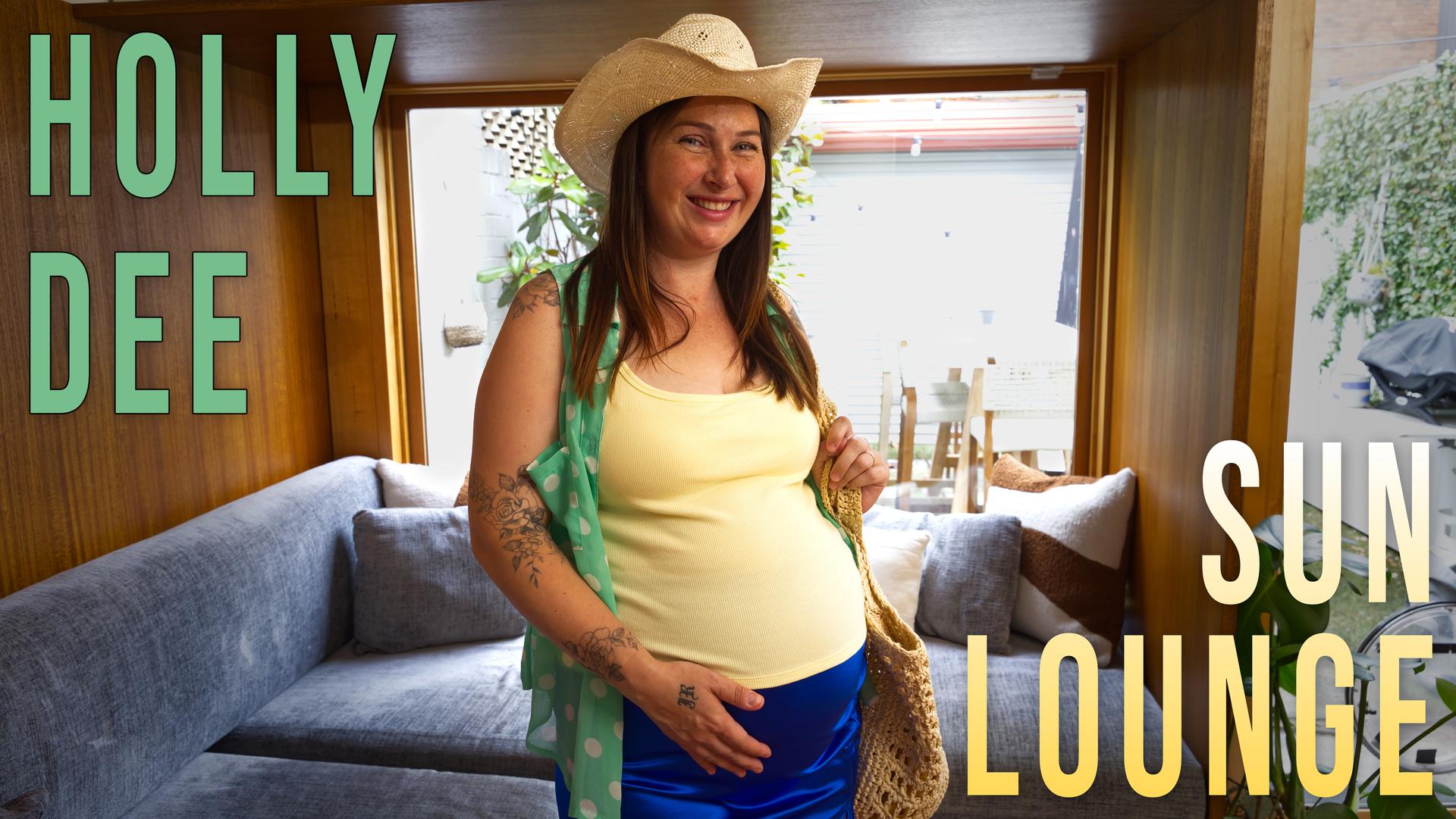 Holly Dee - Sun Lounge