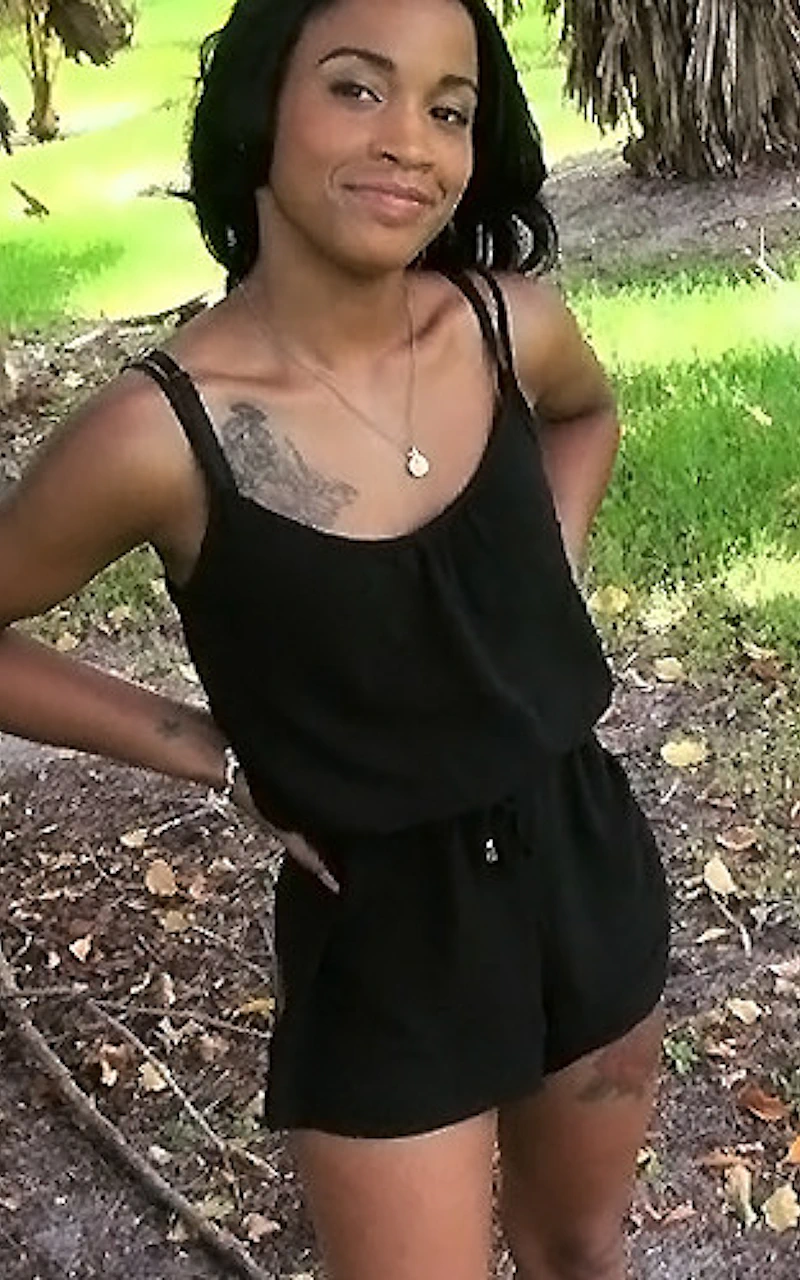 Minnie Smalls In the VIP