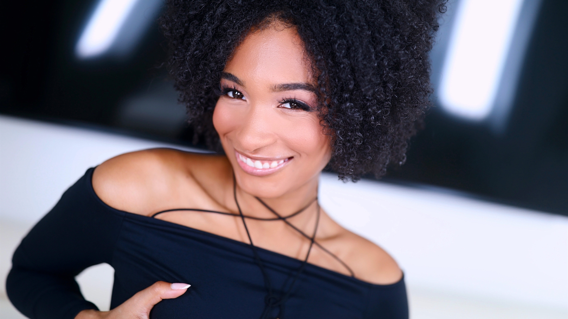 Amateur Allow Welcomes Addis Fouche, a Gorgeous Marketing Associate Sucks, Fucks and Swallows