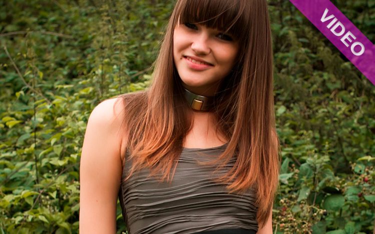 #042 Fashion model & elegant dress