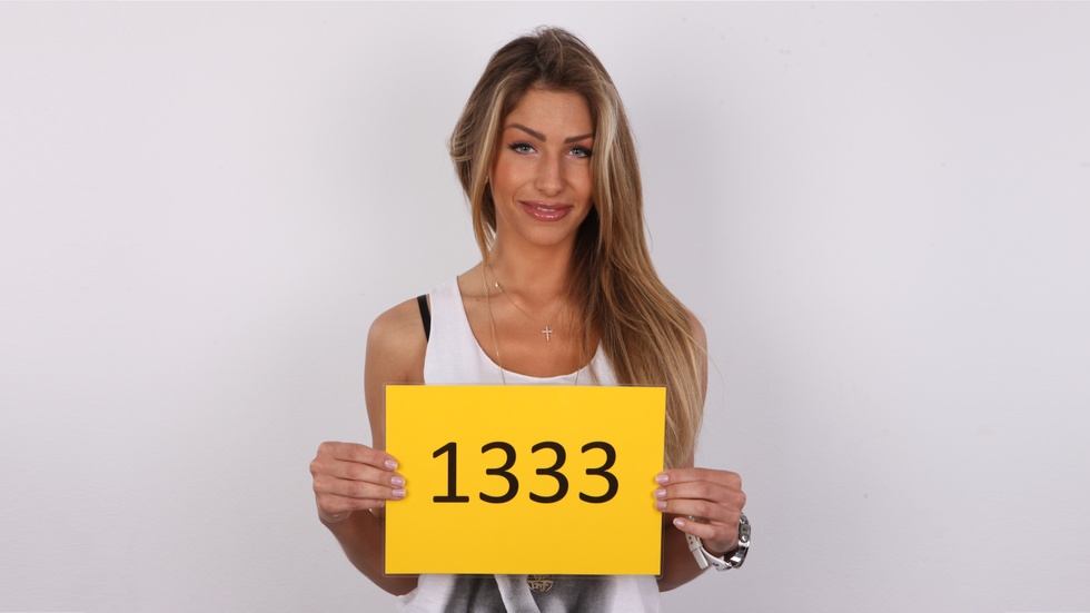 Simona (1333)