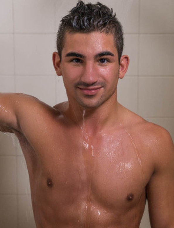 Lukas Valentine Anulingus