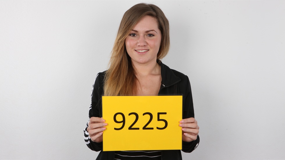 Sara (9225)