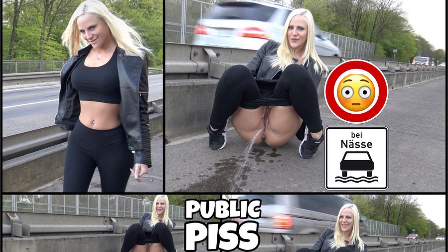 DREIST - All can watch me PUBLIC PISS right on the main road