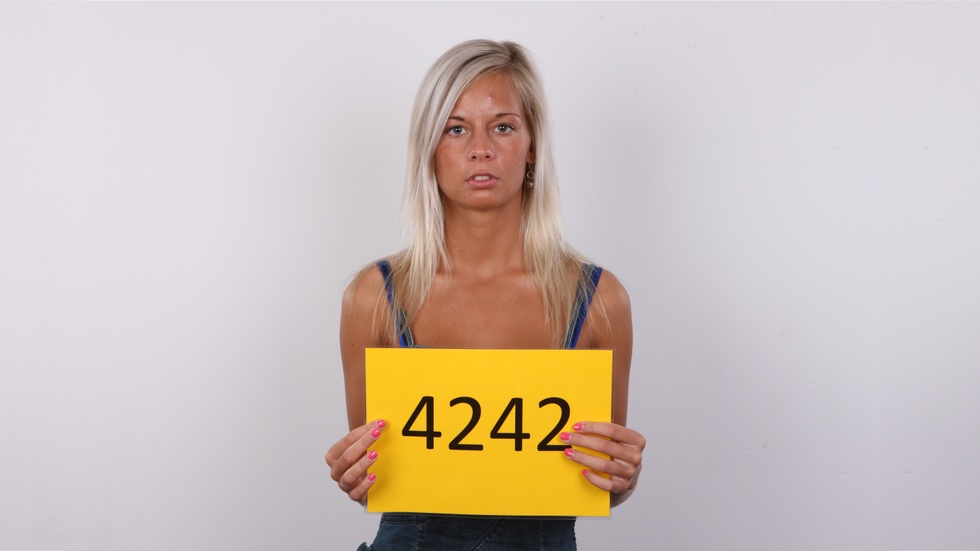 Adela (4242)
