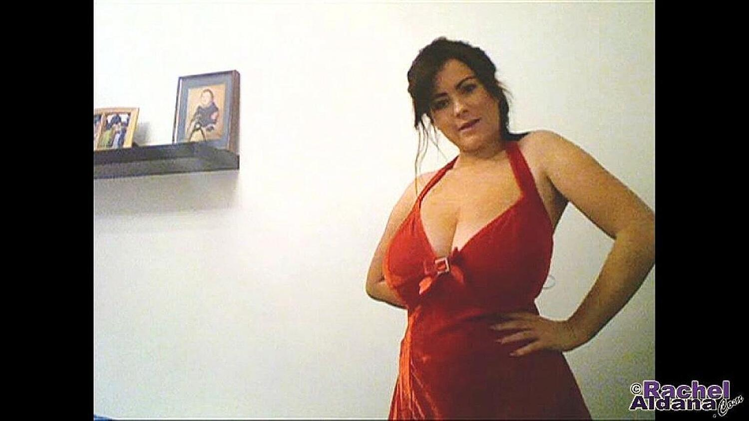 Webcam #112 - Pre-Christmas big boobs cheer!