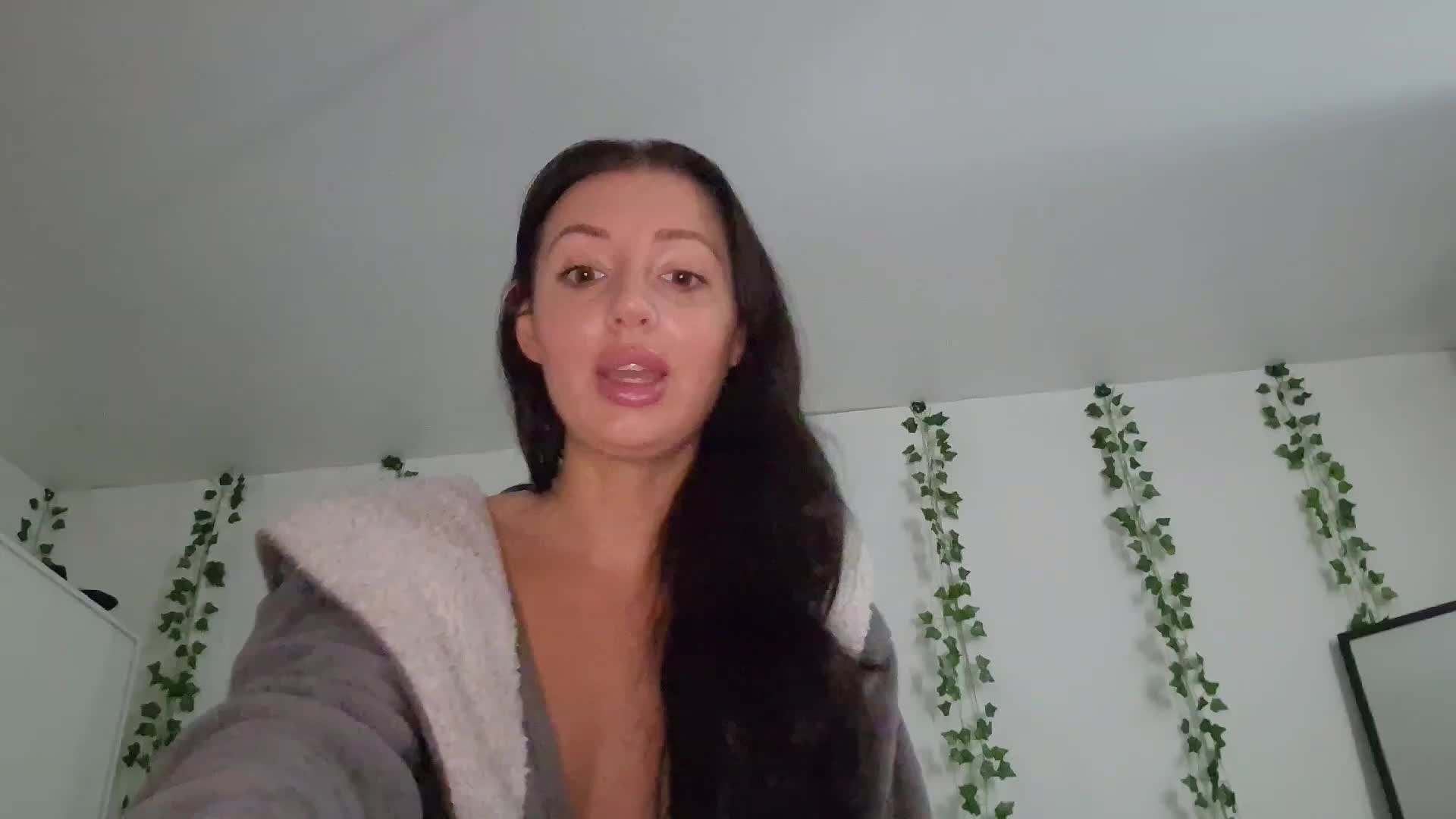 Step-mom drains your balls 4K