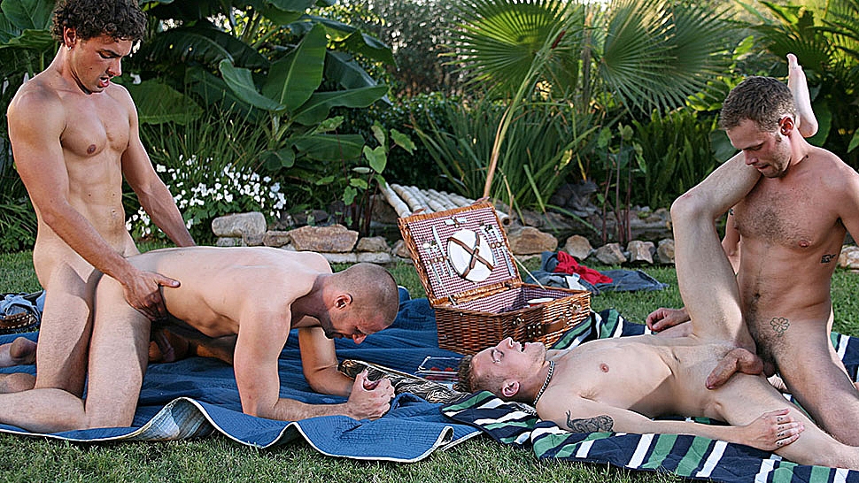 Lover's Bareback Picnic