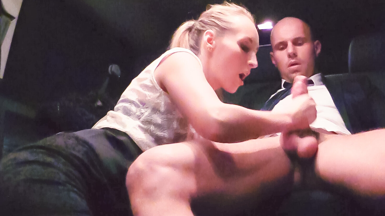 Blonde Rides Dick In A Car