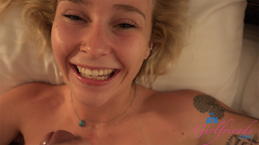 After a Little Swim in the Beach, Payton Eats Your Cum