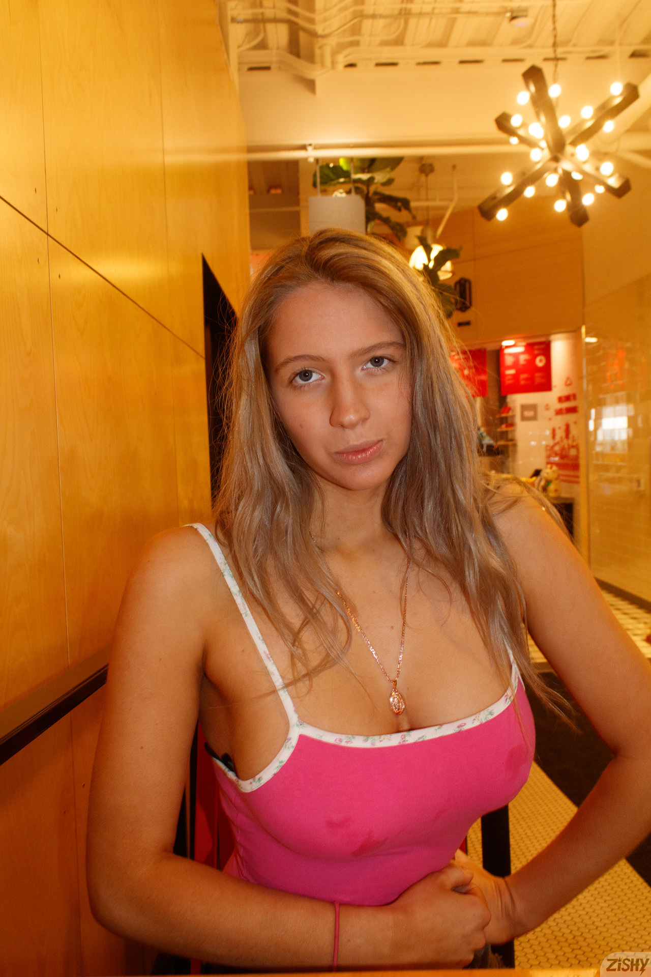 Photo HD Maddie Crump - 3