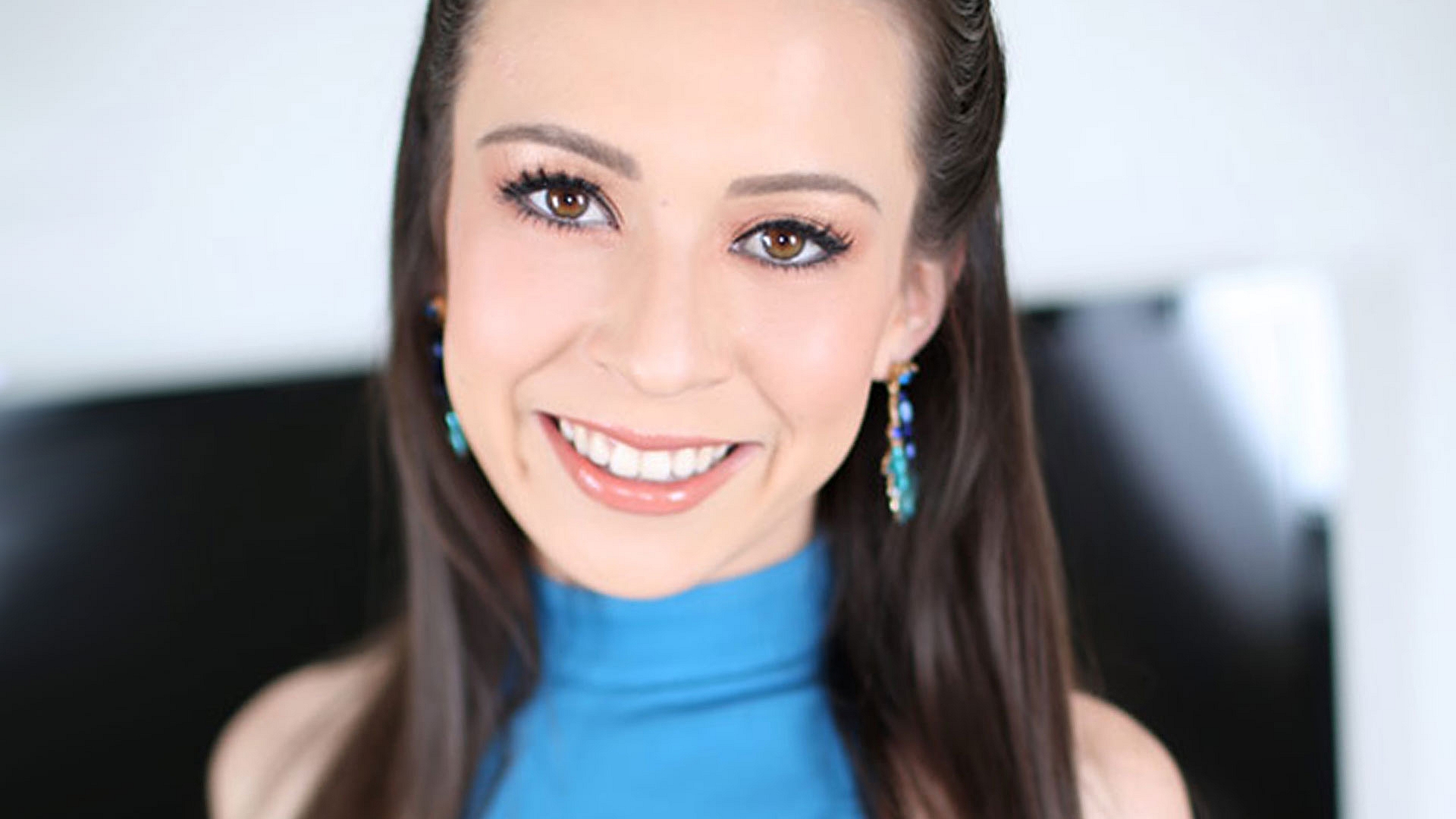 Ariel Grace POV, Pretty Cum-Loving Teen is Ready For Porn