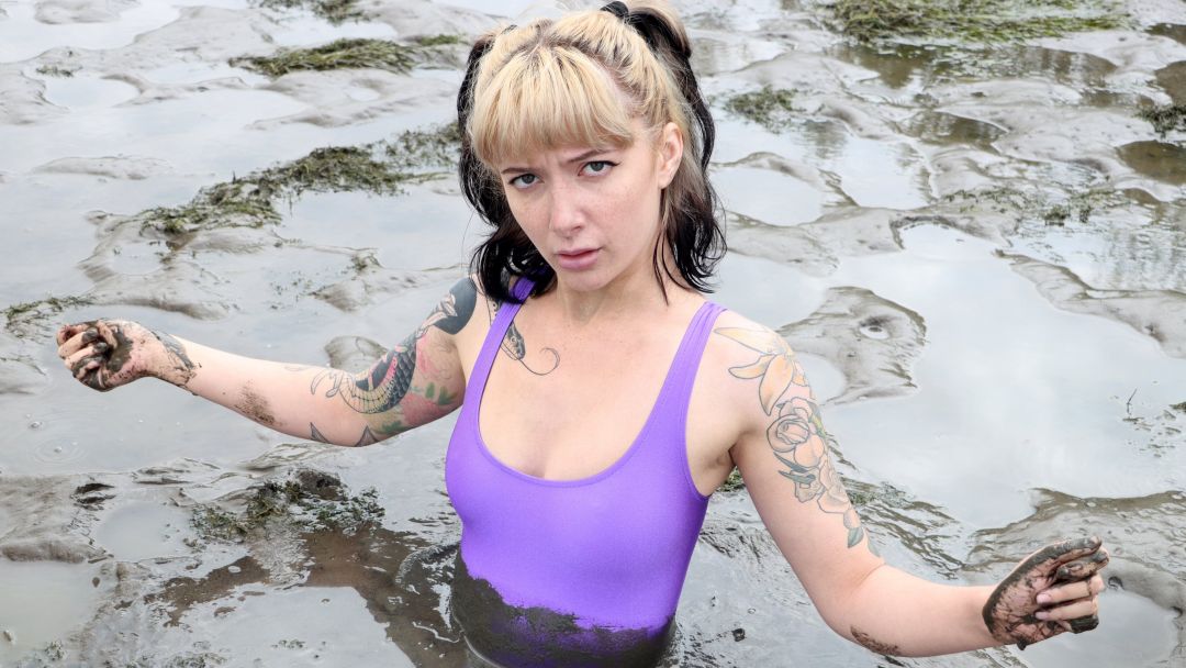 A Sinking Violet