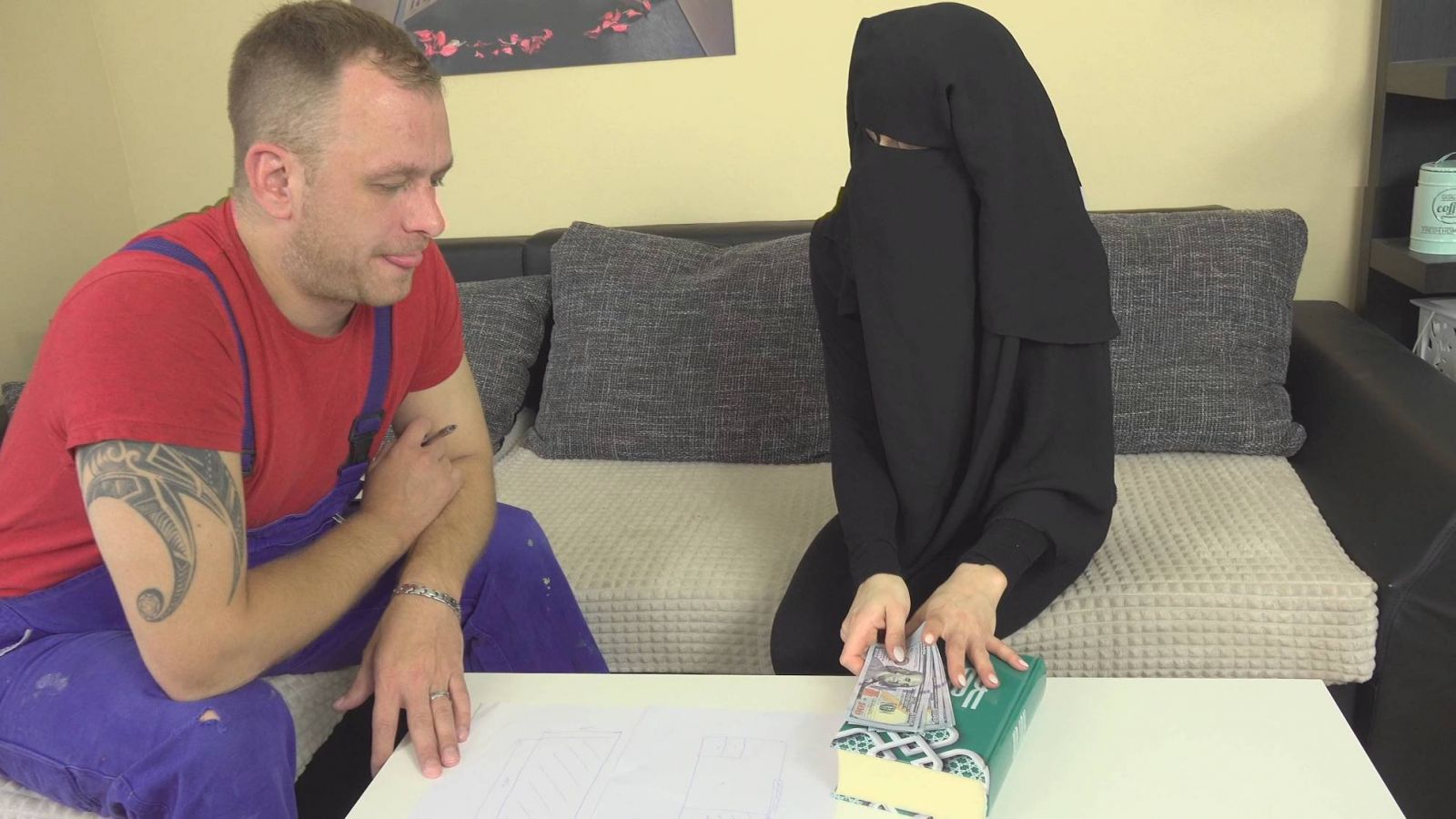 Contractor fucks Muslim bitch as compensation