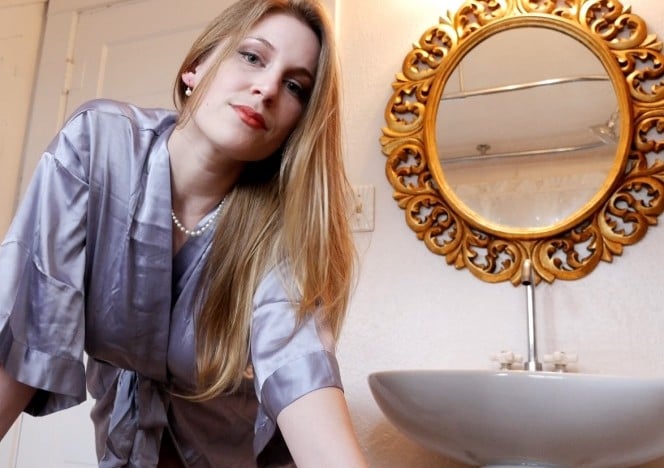 Aunties Bathtime Handjob