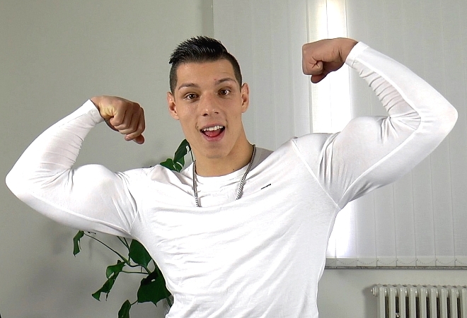 Flexing - Muscle Worship - Massage