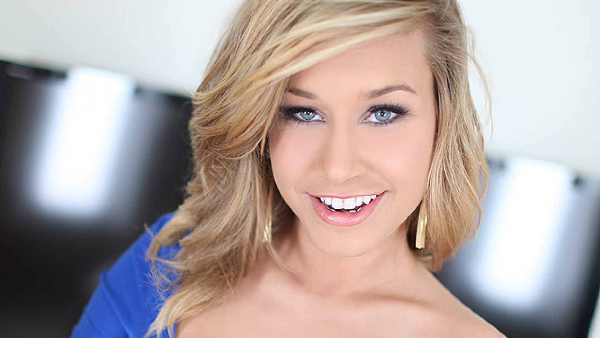 Kennedy Leigh, Pretty Blonde Teen Gives Great Head, Gets Fucked, and Swallows TWO Hot Loads of Cum