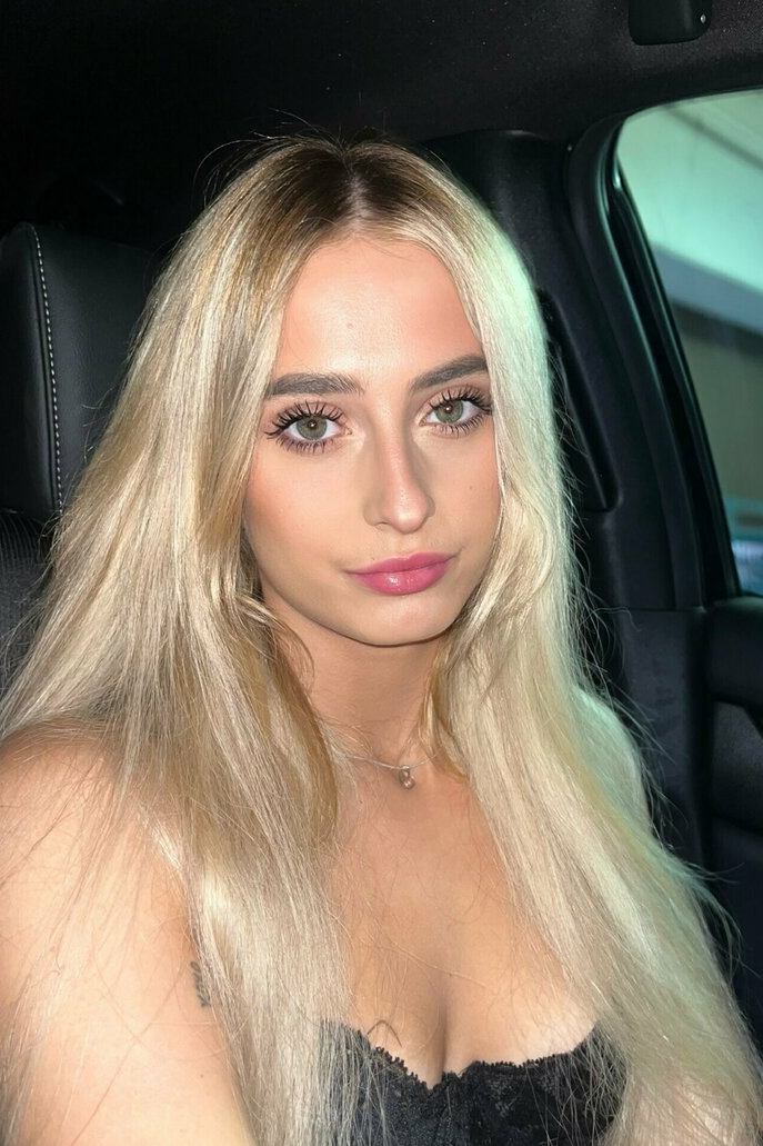 Crystal Waters Fessée