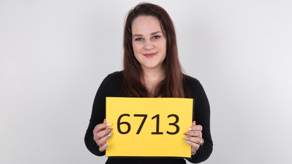 Michaela (6713)