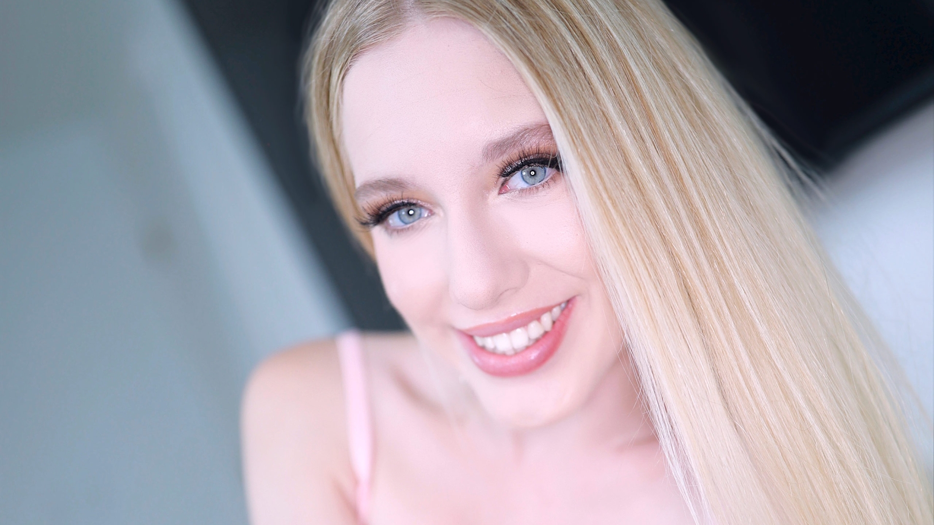 Amateur Allure Welcomes Kallie Taylor, Shy Blonde Barista Gives Head, Gets Fucked and Swallows Cum