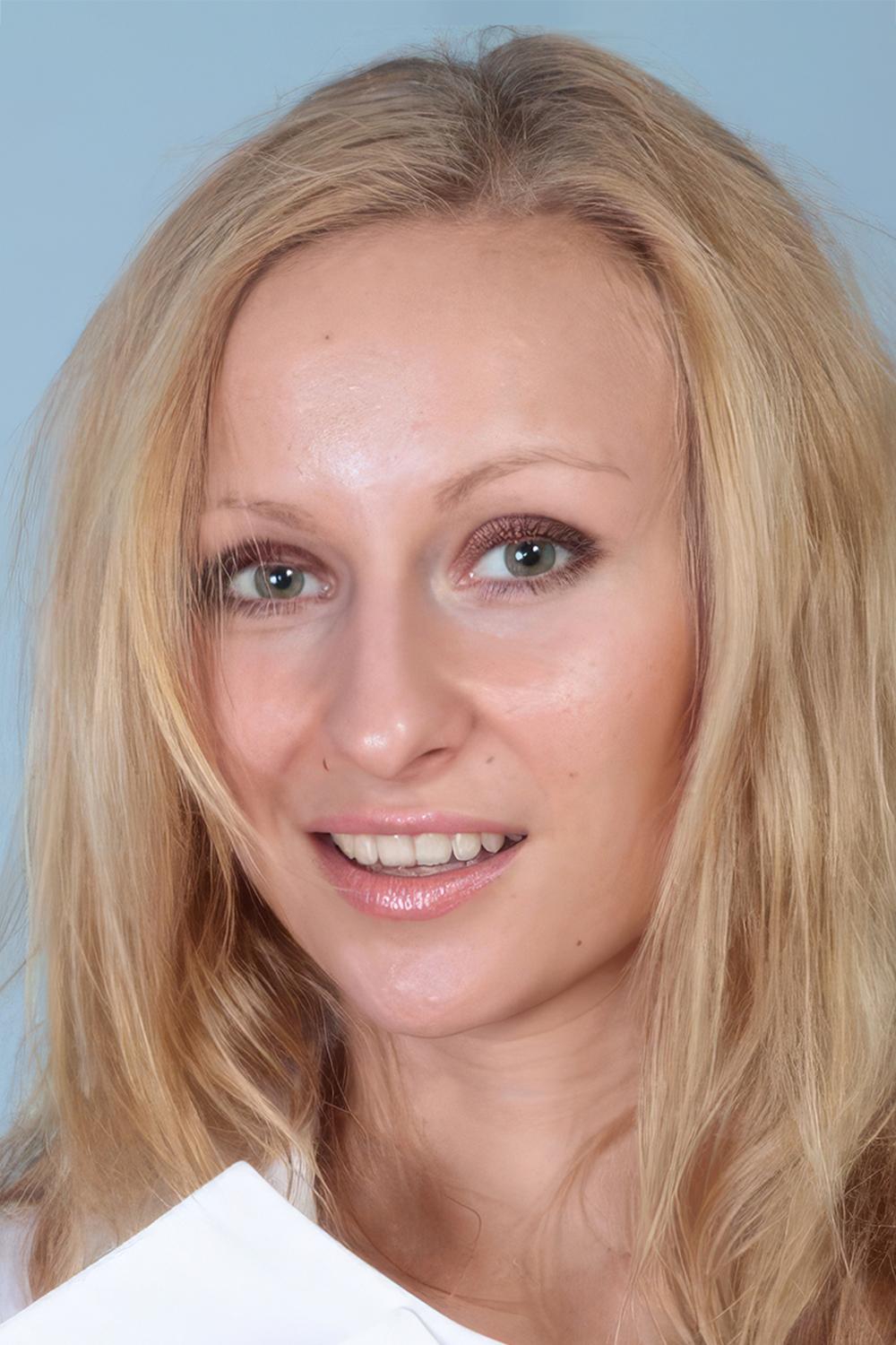 Lilian Magda Fisting