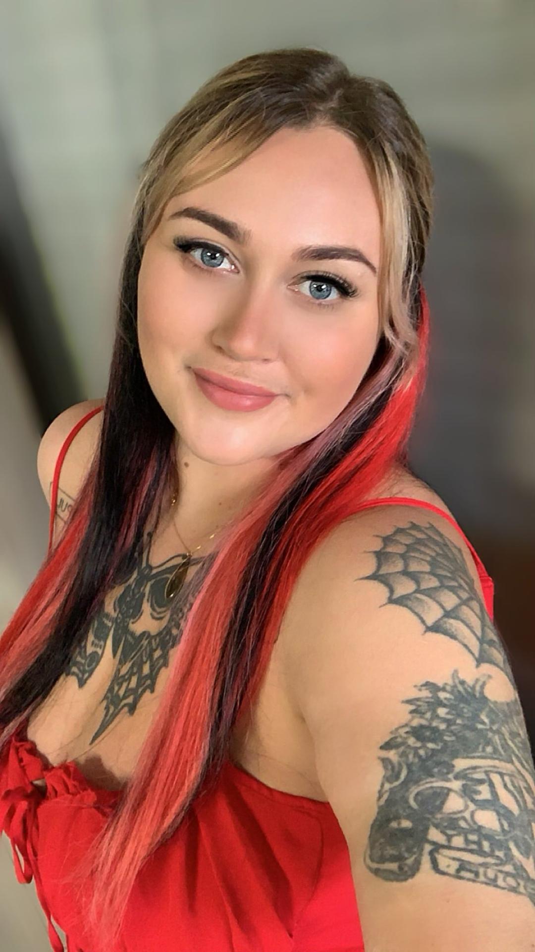 Violet Devine Squirt