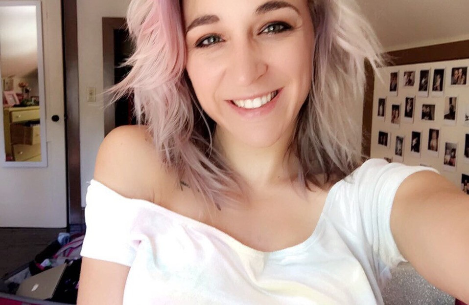 Photo HD Harper Cox - 1