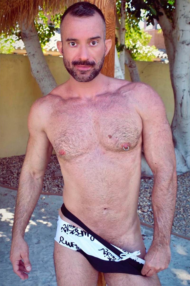 Dominic Cain GuyBone